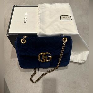 Like new Gucci purse